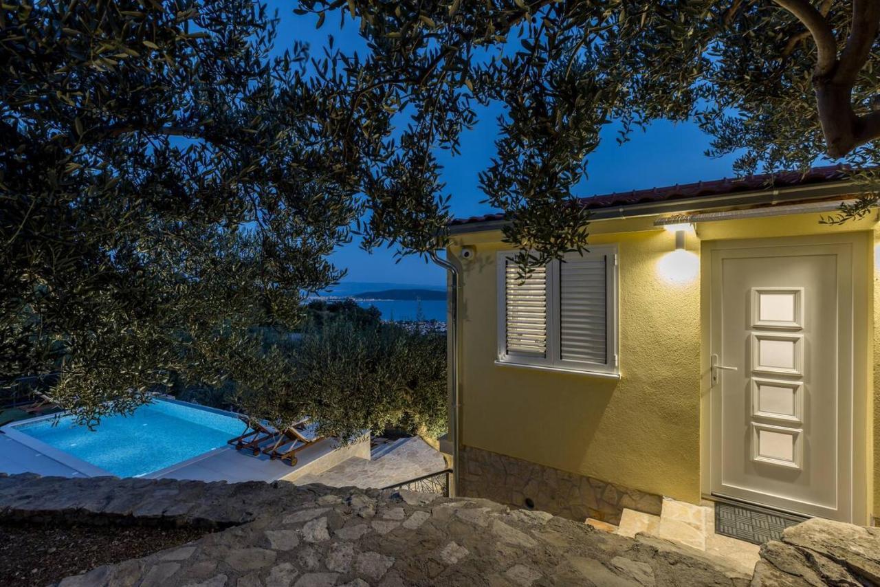 Villa Dream Hill Kaštel Kambelovac Exterior foto